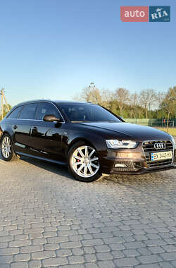 Универсал Audi A4 2015 в 