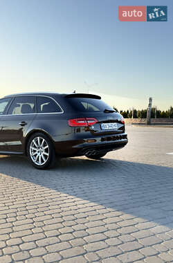 Универсал Audi A4 2015 в 