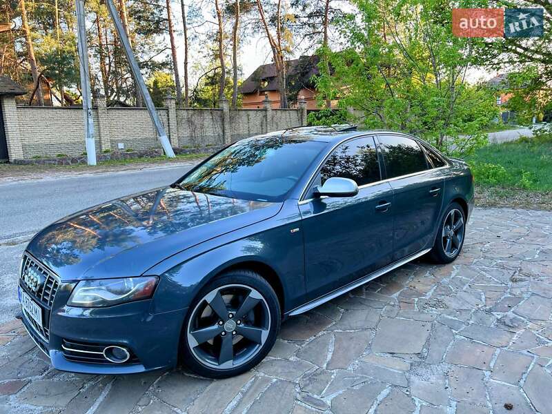 Audi A4, фото з оголошення