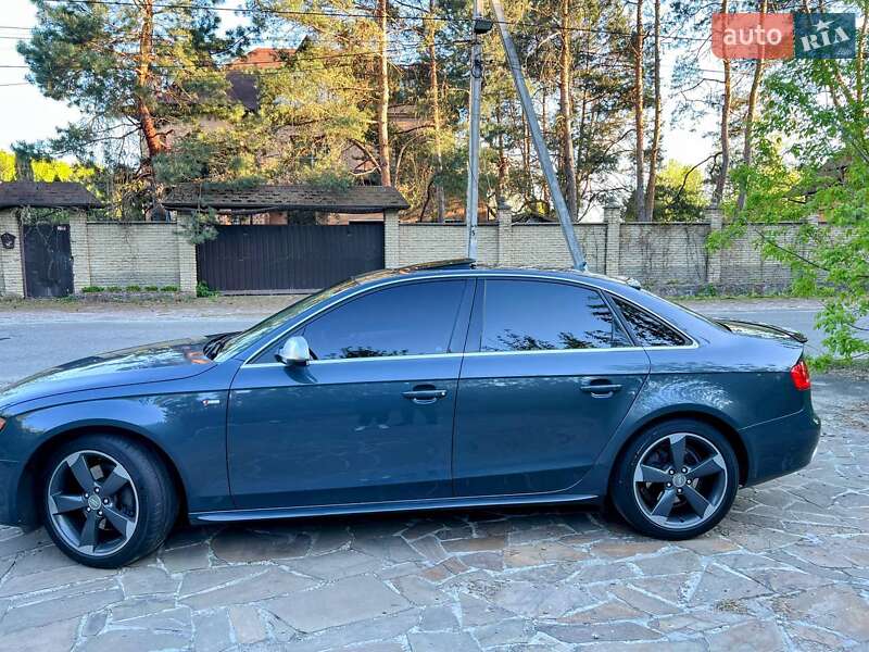 Седан Audi A4 2011 в Киеве