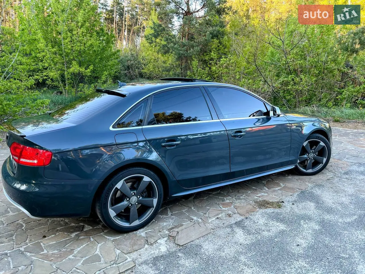 2010 Audi A4 - мініатюра 22
