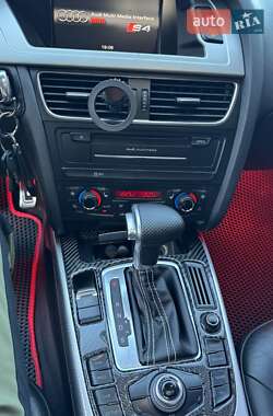 Седан Audi A4 2011 в 