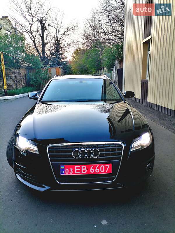 Audi A4 2011