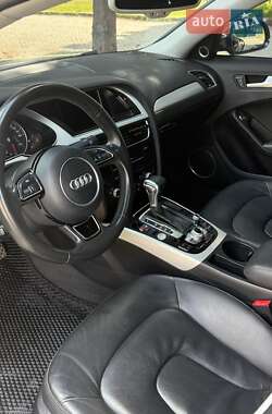 Седан Audi A4 2015 в 