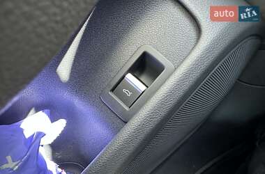 Универсал Audi A4 2016 в 