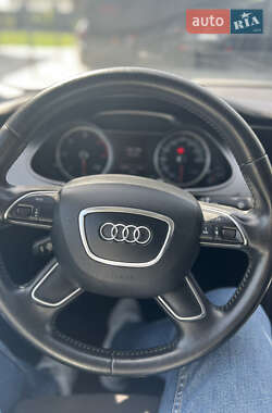 Седан Audi A4 2012 в 