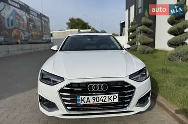 Седан Audi A4 2020 в Киеве