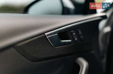 Седан Audi A4 2016 в 