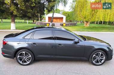 Седан Audi A4 2019 в 