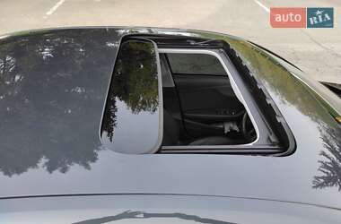 Седан Audi A4 2019 в 