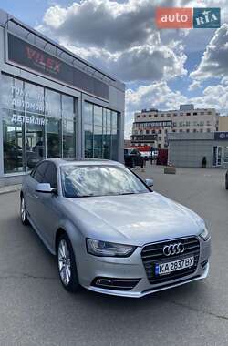 Седан Audi A4 2015 в Києві