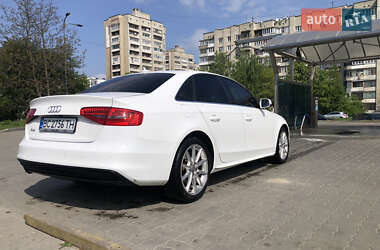 Седан Audi A4 2014 в 