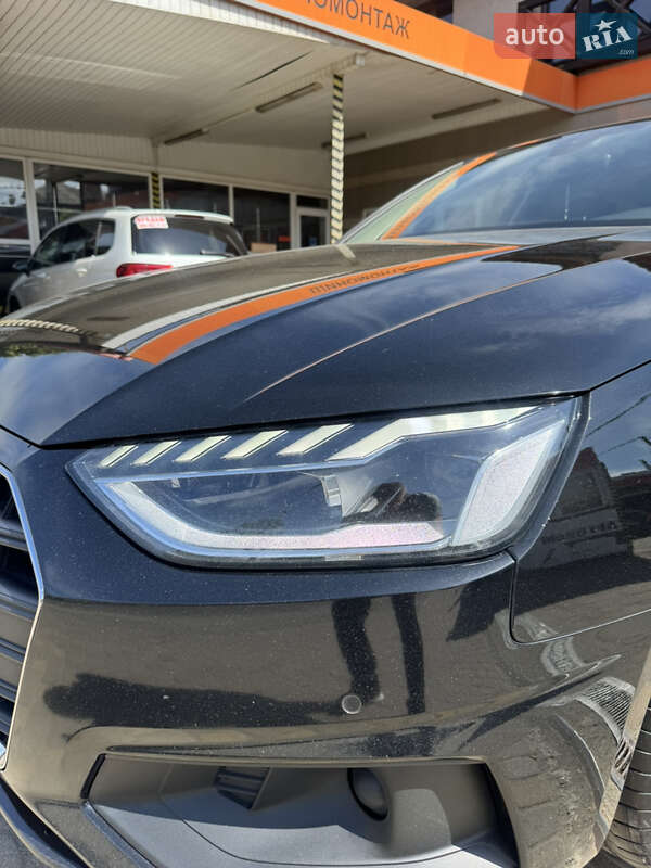 Универсал Audi A4 2020 в Сваляве
