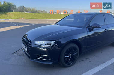 Седан Audi A4 2017 в 