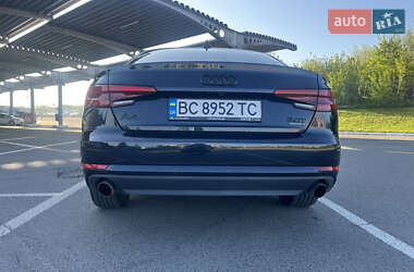 Седан Audi A4 2017 в 