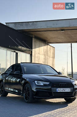 Седан Audi A4 2016 в 