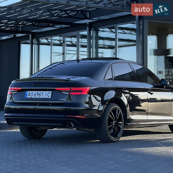 Седан Audi A4 2016 в 