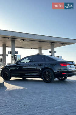 Седан Audi A4 2016 в 