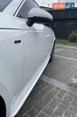 Седан Audi A4 2017 в Киеве