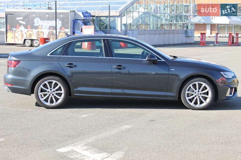 Седан Audi A4 2019 в Києві