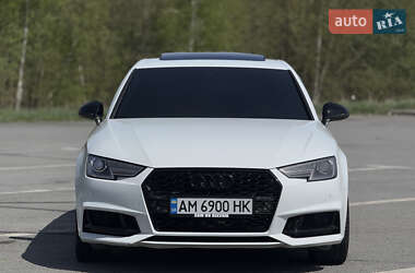 Седан Audi A4 2016 в 