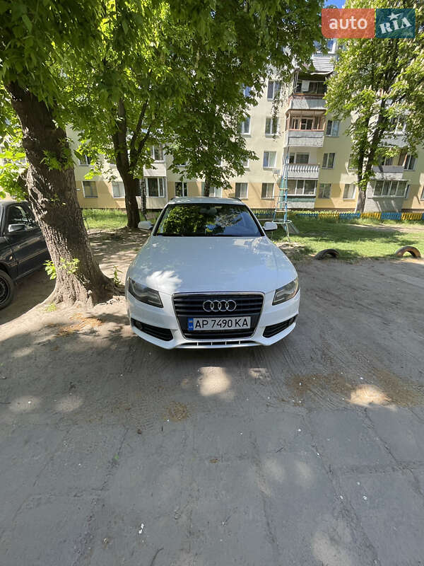 Универсал Audi A4 2010 в 