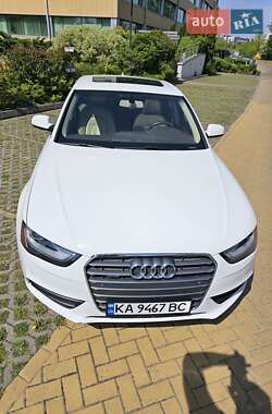 Седан Audi A4 2012 в 