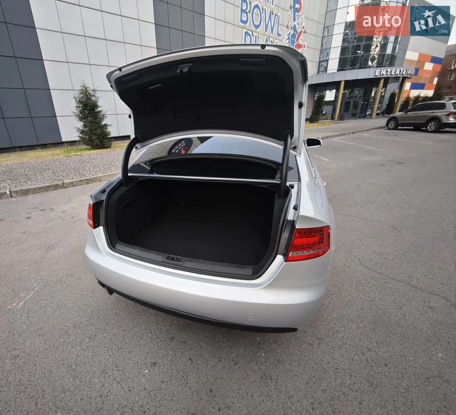 2011 Audi A4 - мініатюра 10