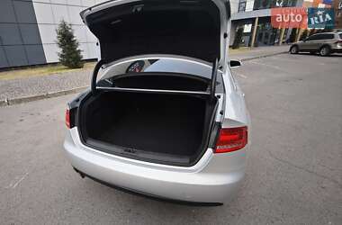 Седан Audi A4 2011 в 