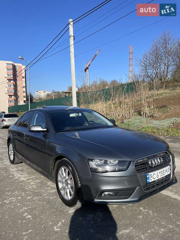 Audi A4 2014