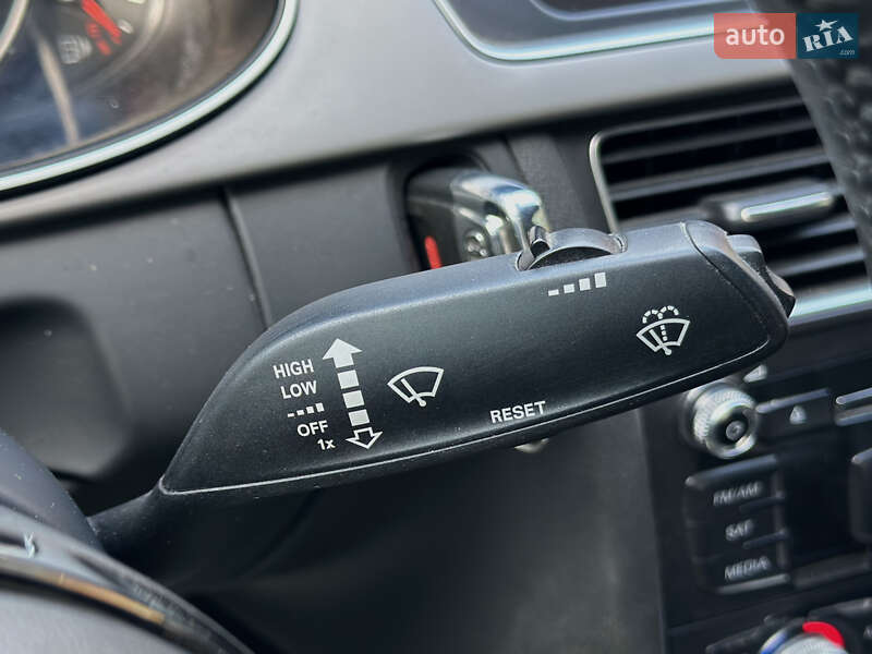 Седан Audi A4 2014 в Шептицькому