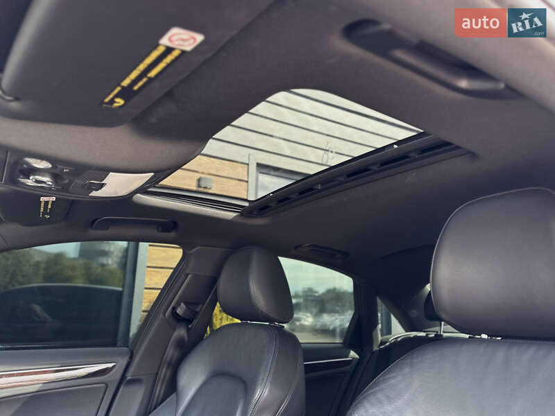 Седан Audi A4 2014 в Шептицькому