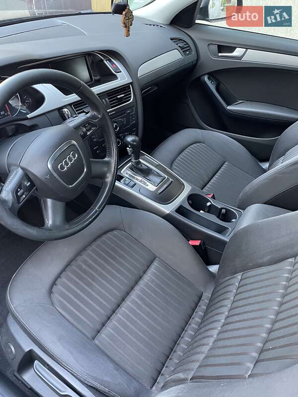 Универсал Audi A4 2008 в Малине