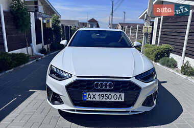 Седан Audi A4 2020 в 