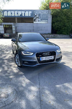 Седан Audi A4 2015 в 