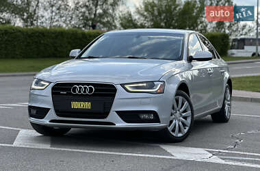Седан Audi A4 2012 в Києві