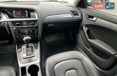 Седан Audi A4 2012 в 