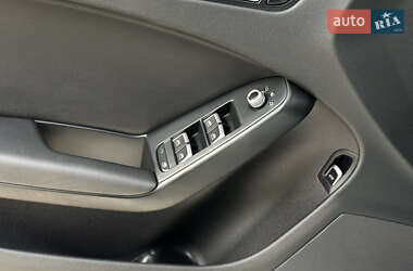 Седан Audi A4 2012 в 