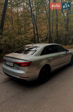 Седан Audi A4 2016 в 
