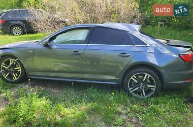 Седан Audi A4 2016 в Киеве