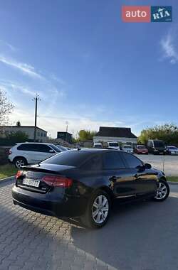 Седан Audi A4 2011 в 