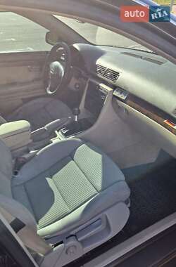 Універсал Audi A4 2004 в 