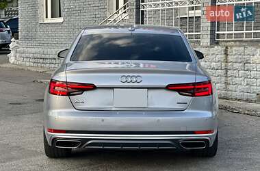 Седан Audi A4 2018 в 