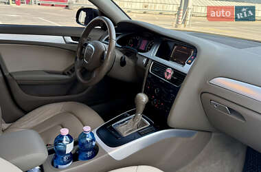 Седан Audi A4 2011 в 