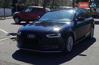 Универсал Audi A4 2013 в 