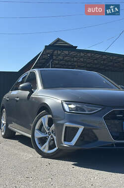 Седан Audi A4 2023 в 