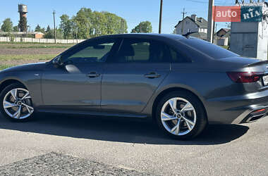 Седан Audi A4 2023 в 