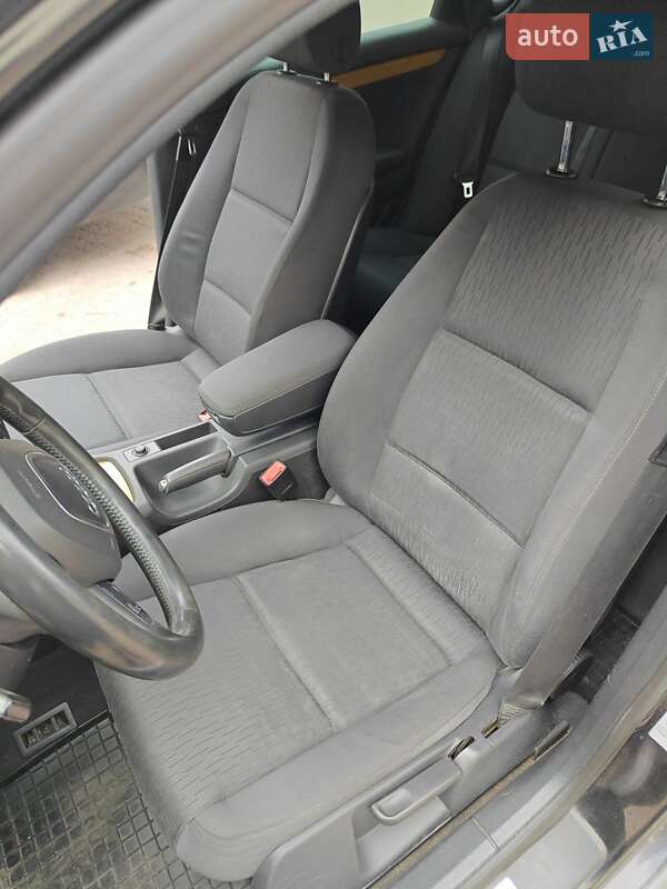 Седан Audi A4 2006 в Сумах
