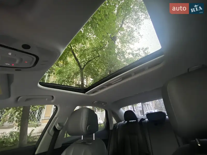 Audi A4 2016 VIN WAUFNAF46HN028103 фото оголошення 12 з 66