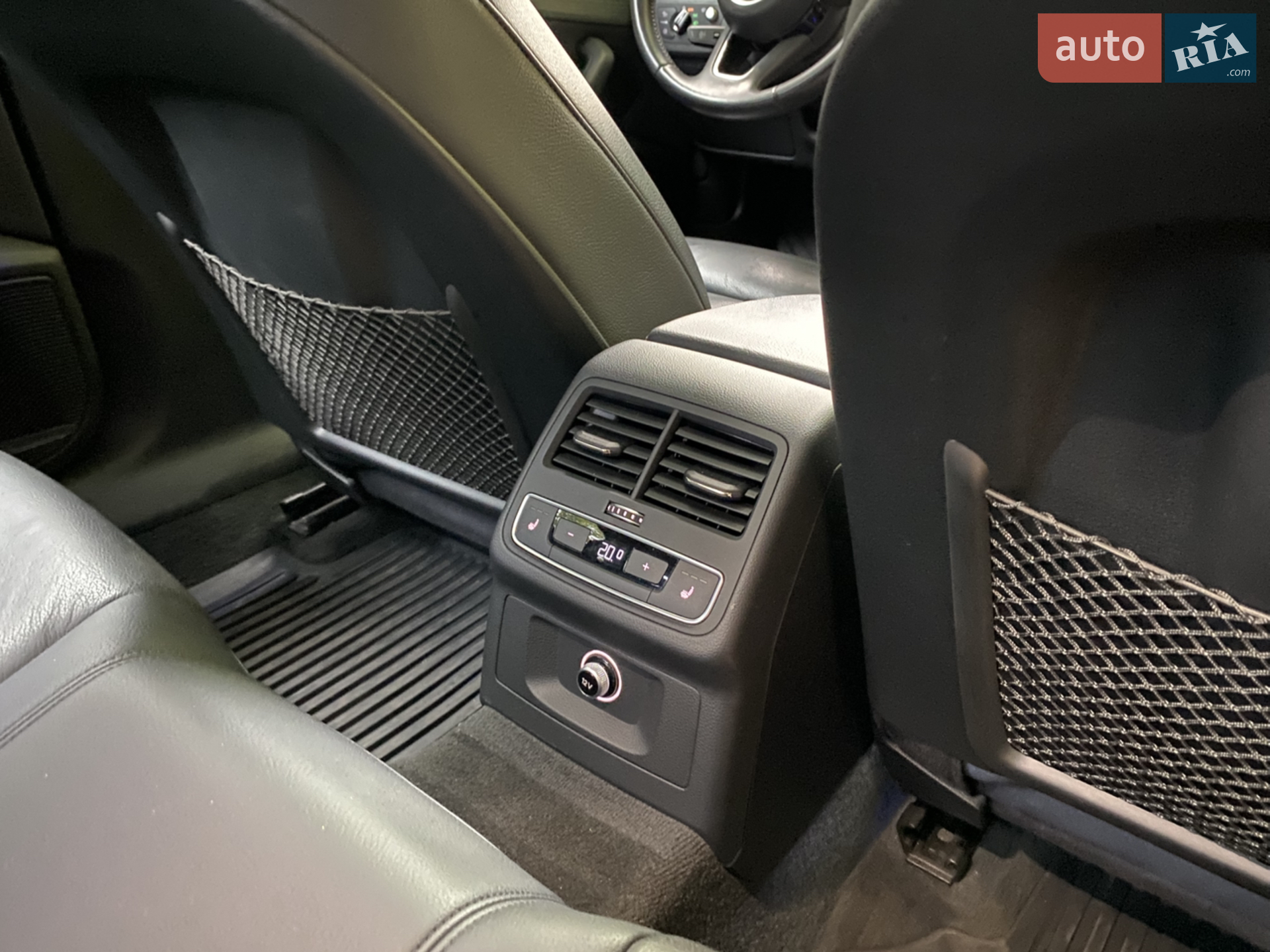 Audi A4 2016 VIN WAUFNAF46HN028103 фото оголошення 17 з 17